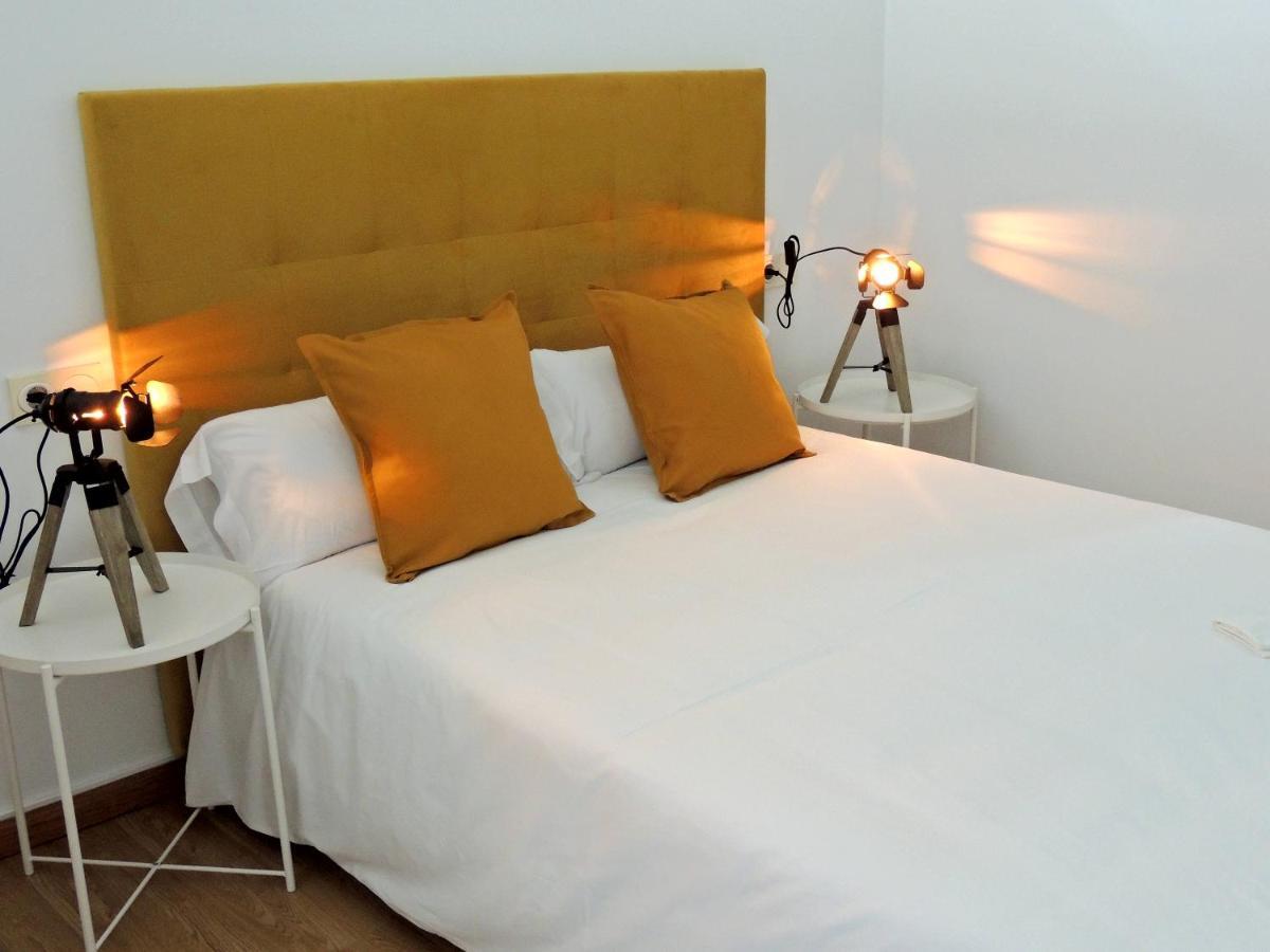 Casa Aurea-Apartamento Zona Antigua,Parking Y Wifi By Delabra Apartments 오비에도 외부 사진
