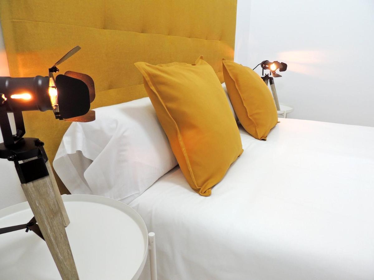 Casa Aurea-Apartamento Zona Antigua,Parking Y Wifi By Delabra Apartments 오비에도 외부 사진